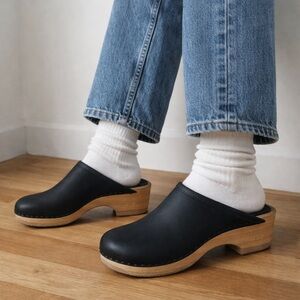 No.6 Old School Black Leather Clogs Size 39 | Wooden Mule | Fits US 8